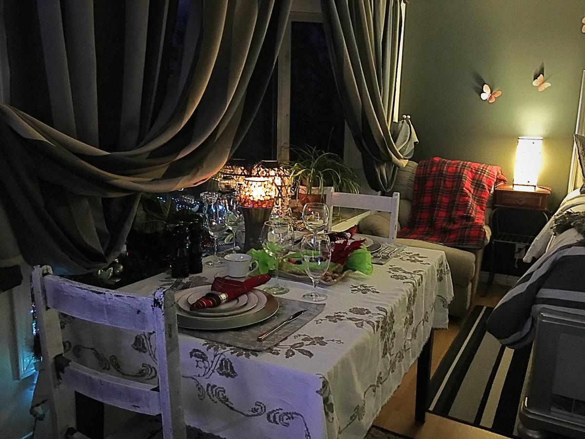 Mabuhay Lakeside Manor Bed and Breakfast Yellowknife Exteriör bild