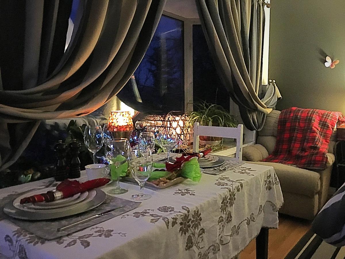 Mabuhay Lakeside Manor Bed and Breakfast Yellowknife Exteriör bild