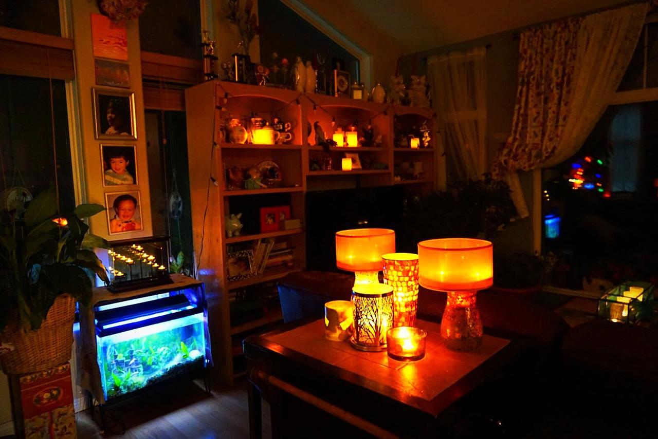 Mabuhay Lakeside Manor Bed and Breakfast Yellowknife Exteriör bild