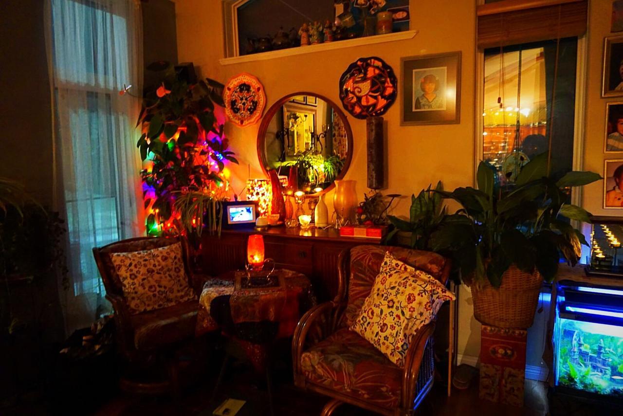 Mabuhay Lakeside Manor Bed and Breakfast Yellowknife Exteriör bild